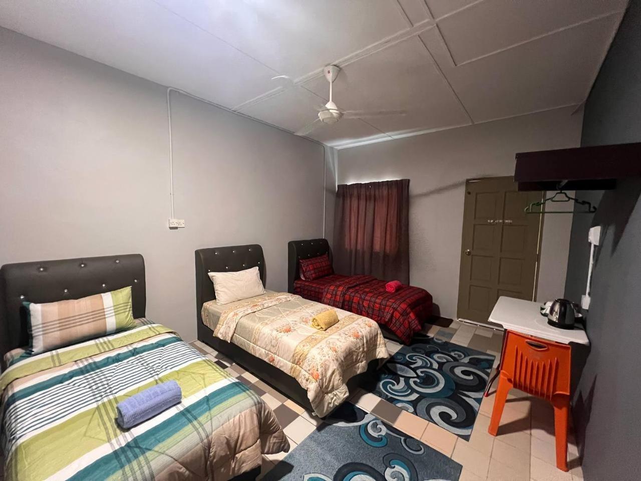 Putra Sentosa Retreat Camp, Sematan Hotel Room photo