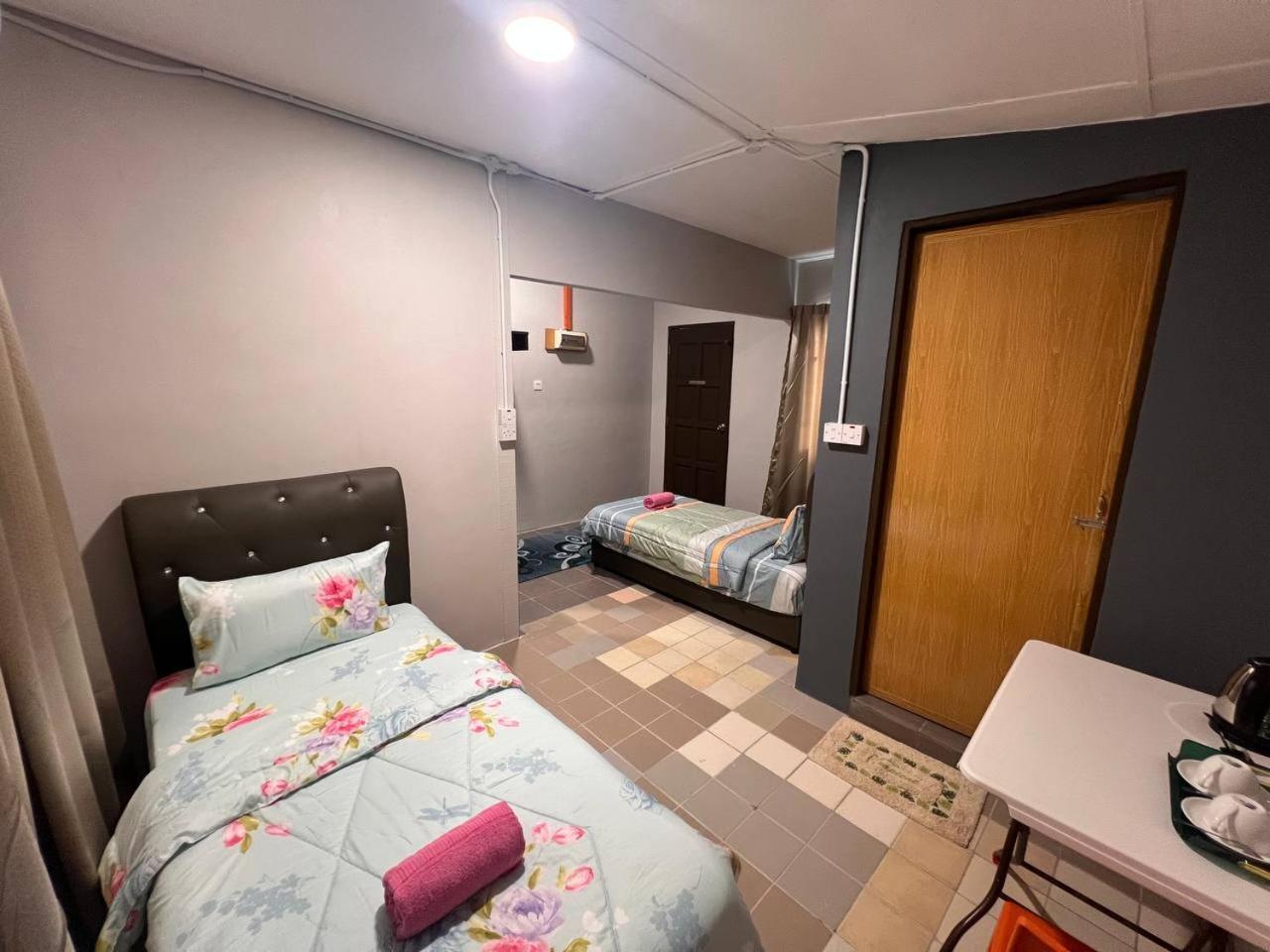 Putra Sentosa Retreat Camp, Sematan Hotel Room photo